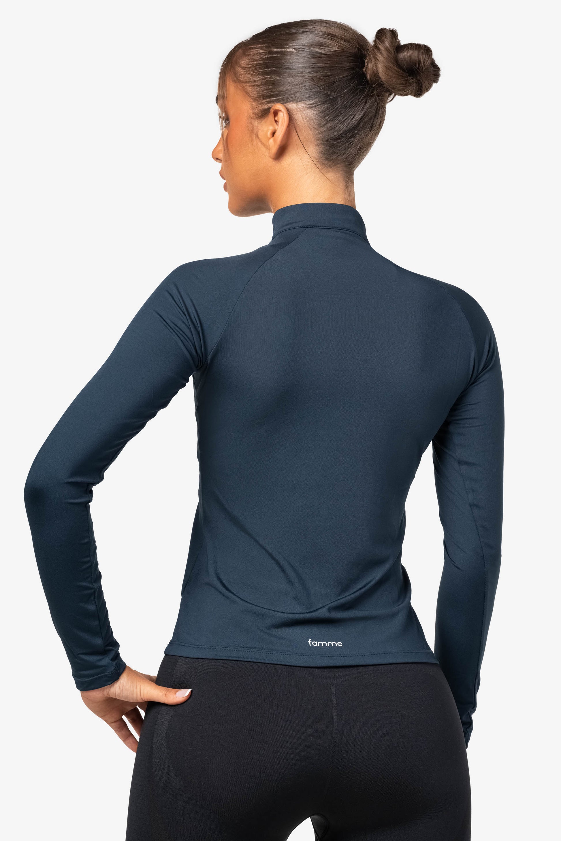Navy Blue Essential Long Sleeve - for dame - Famme - Training Long Sleeve